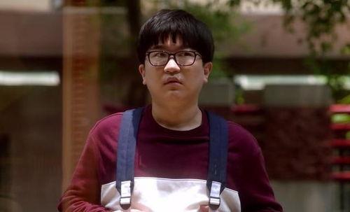 娱乐吃瓜背景女星是谁,揭秘“吃瓜群众”热议的神秘女星